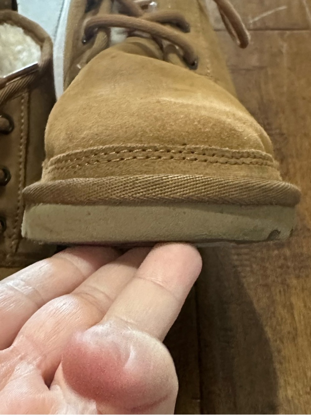 UGG Neumel Women’s lace up boots - Picture 5 of 12